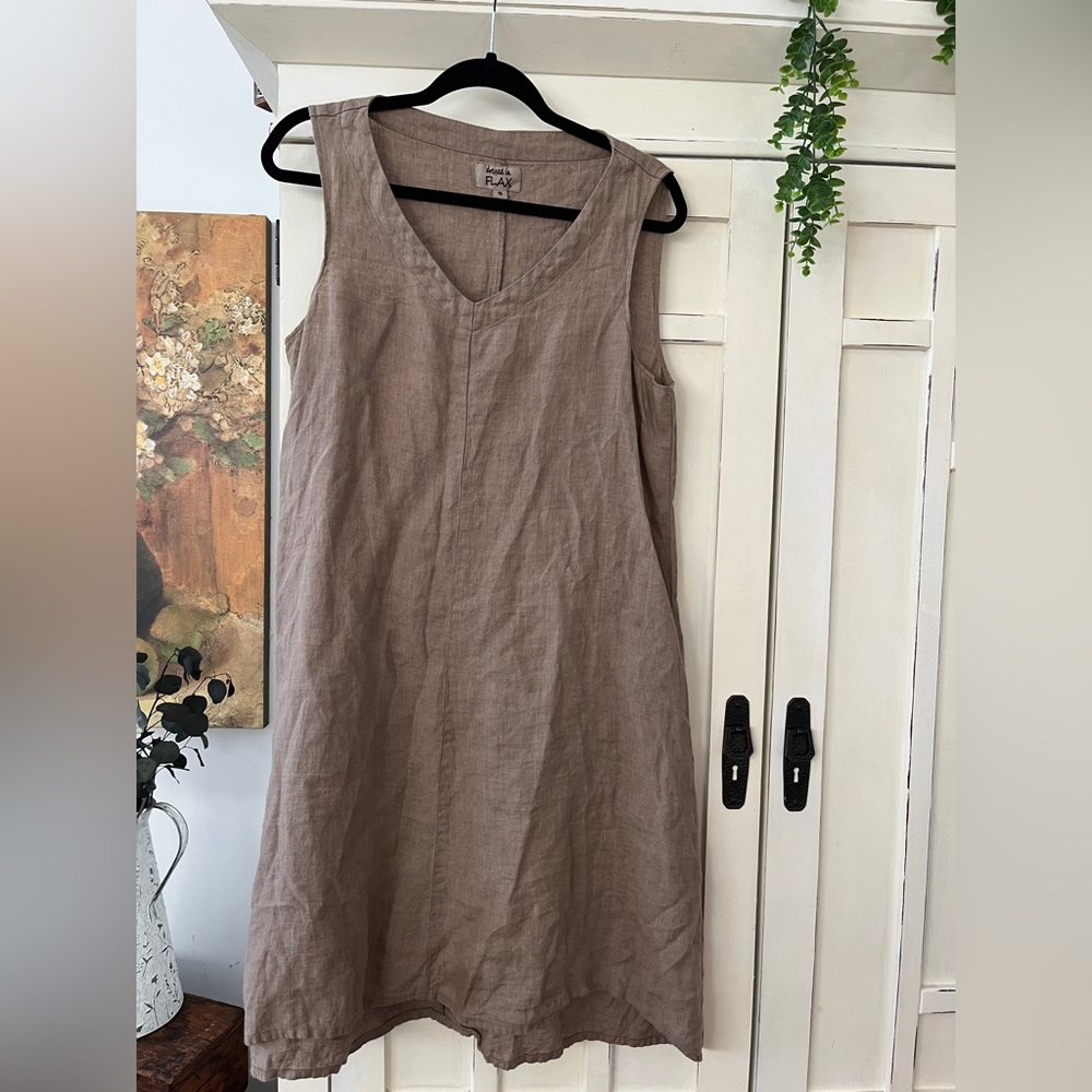 Dressed in Flax Linen V-neck Sleeveless Dress Side Pockets  Cocoa size S nwot